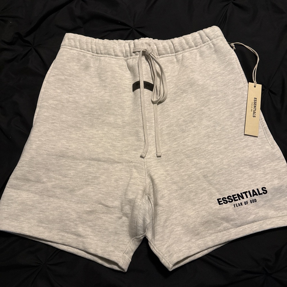 Essentials Fear of God Light gray shorts